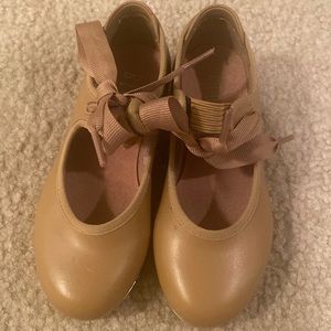 Tan Bloch tap shoes size 10